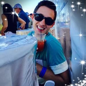 Meet your Posher, Loren